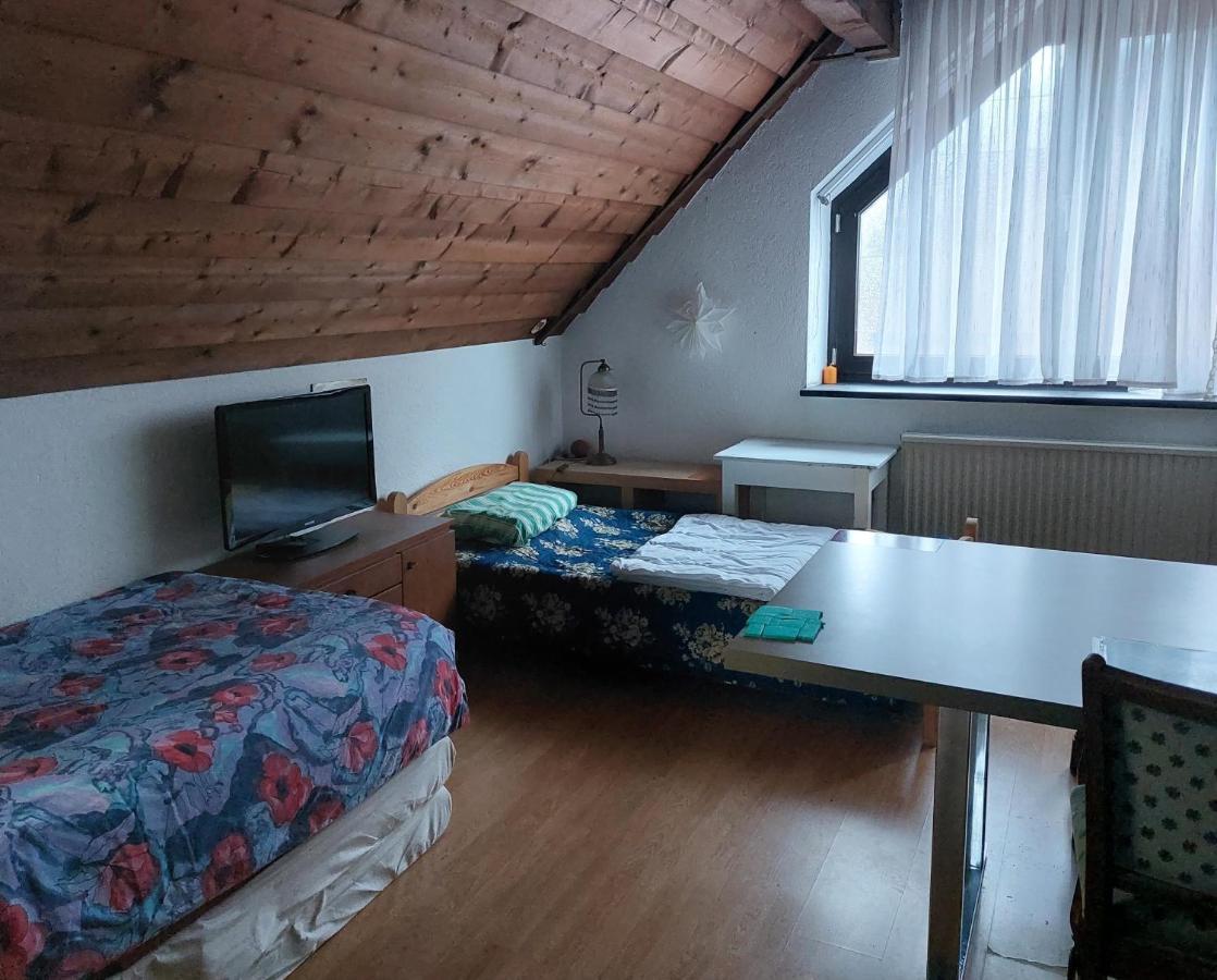 Zimmer Im Landhaus Erkelenz Exterior foto